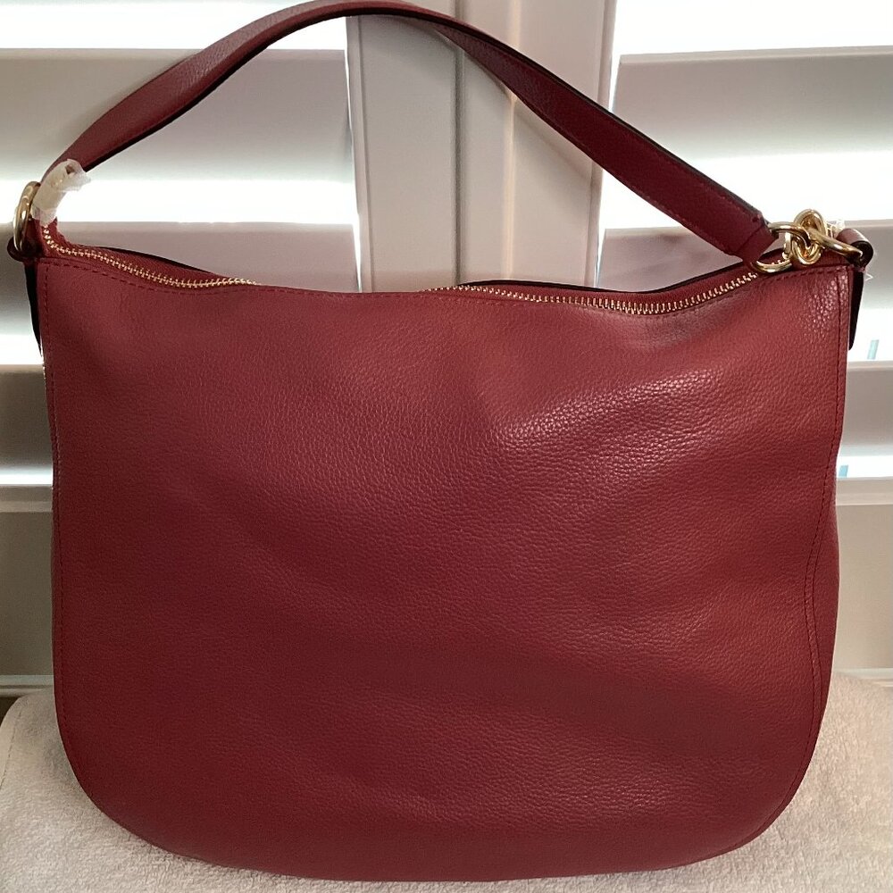 NWT Coach Turnlock Hobo | LI Rouge Red 24771 | Boutique - PRICE FIRM - Picture 2 of 9